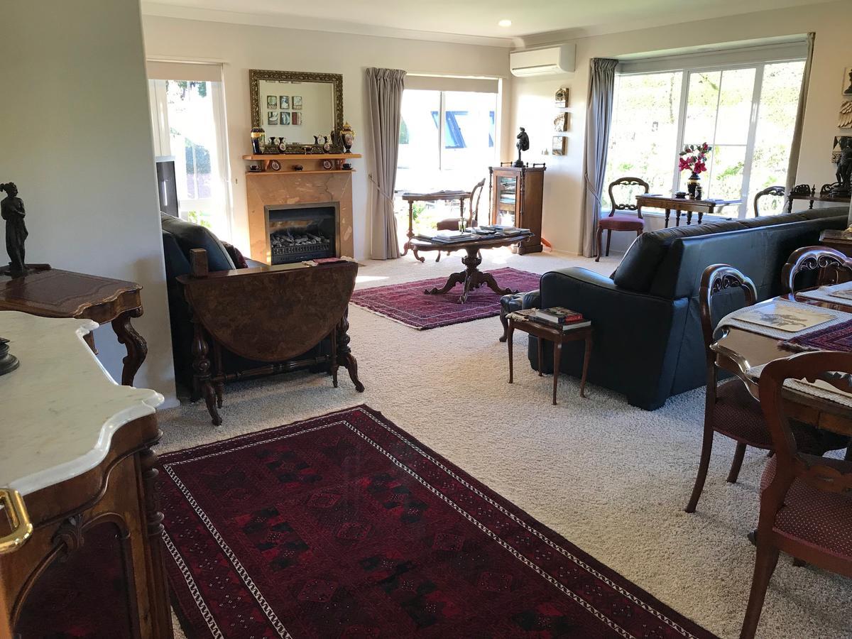 Huntington House Bed & Breakfast Tauranga Exterior photo